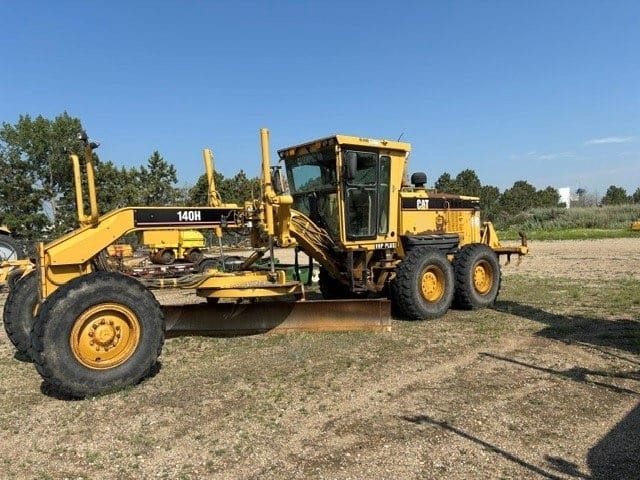 2007 CAT 140H