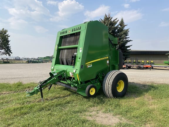 2019 John Deere 560M