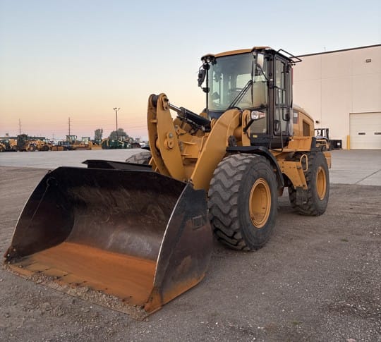 2016 CAT 926M