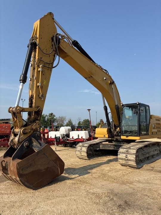 2022 CAT 330GC