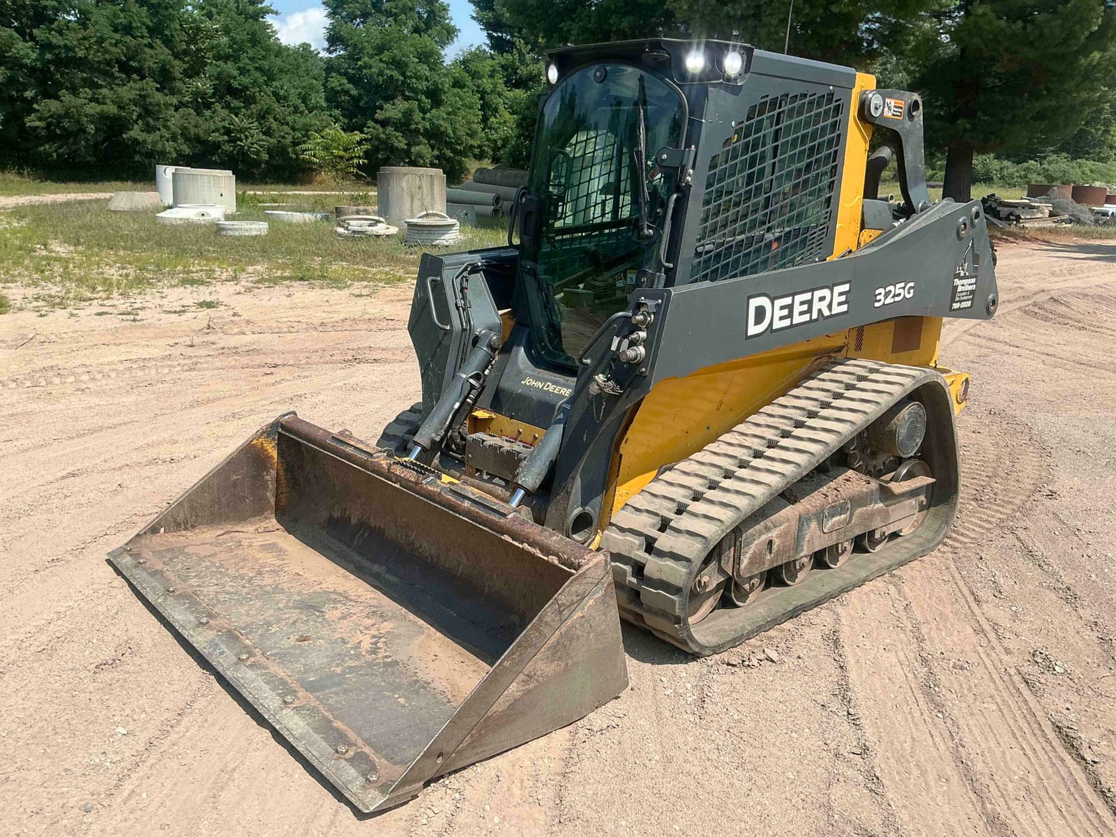 2019 John Deere 325G