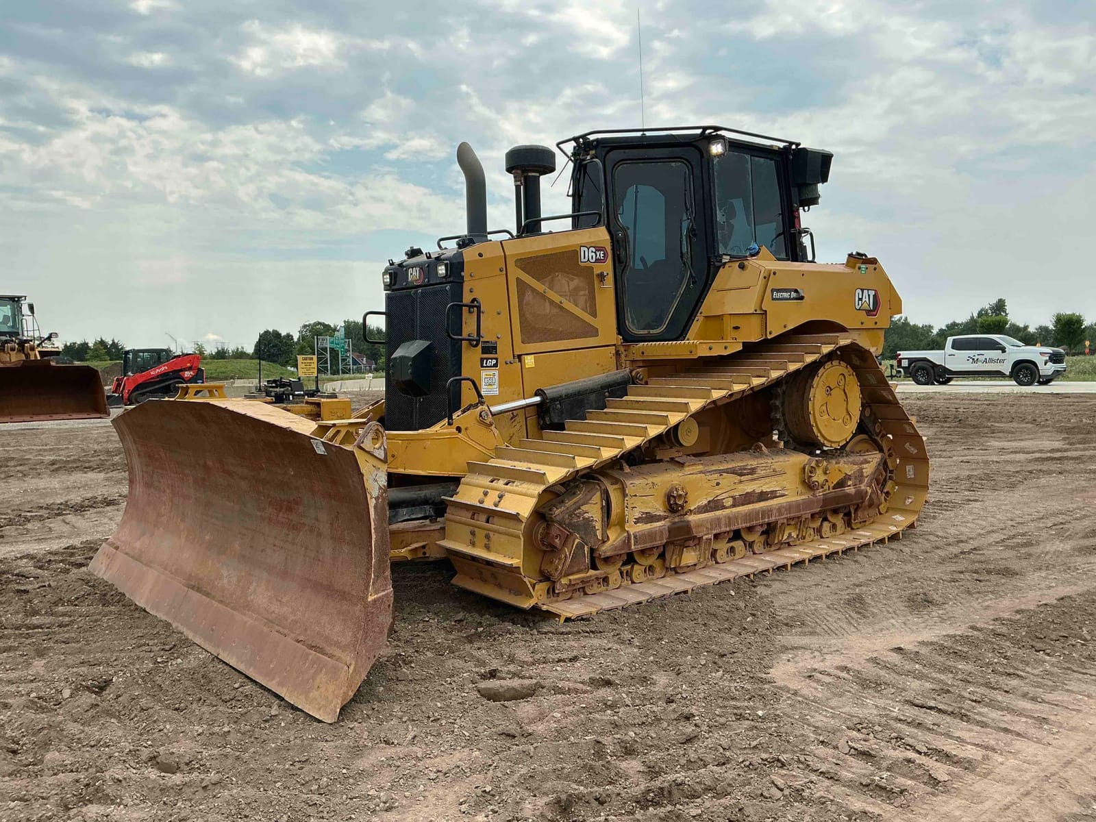 2024 Cat D6XE LGP