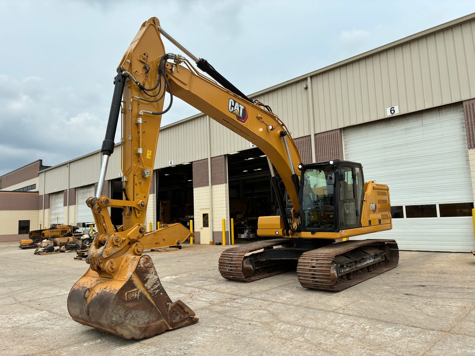 2022 Cat 320-07