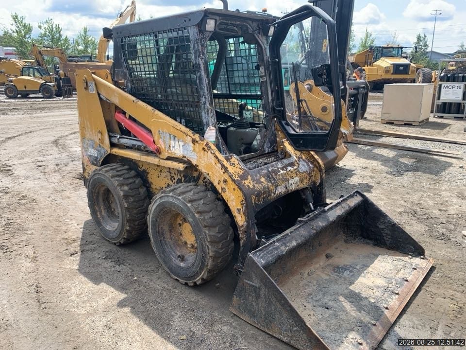 2015 CATERPILLAR 226B3