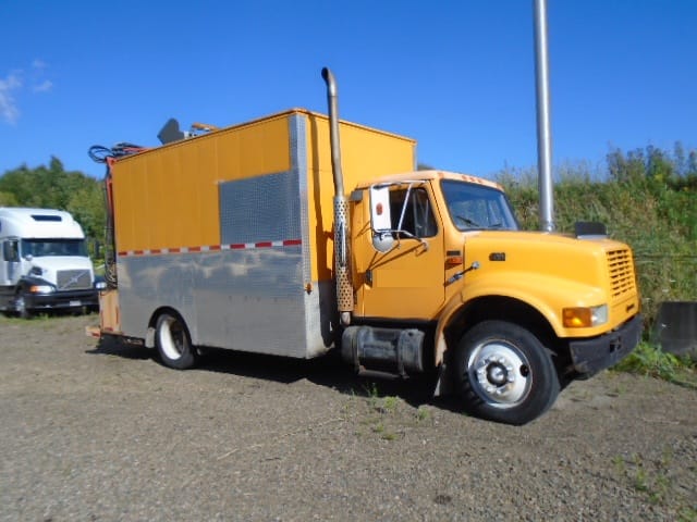 International 4700 1999
