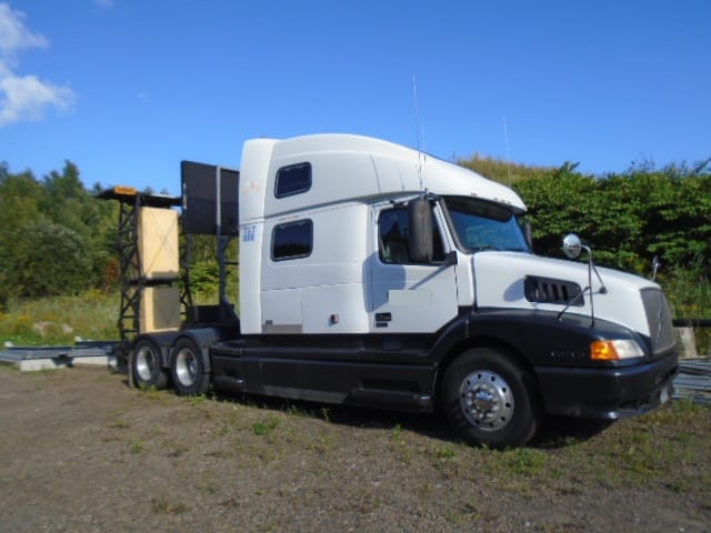 Volvo VNL64T 1999