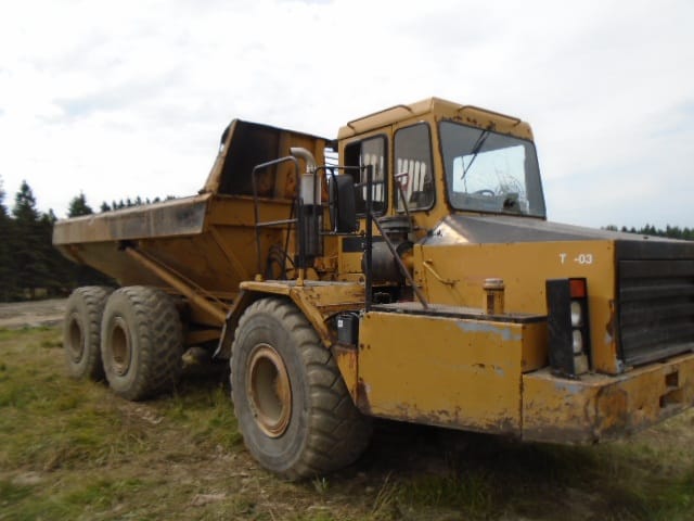 Caterpillar D250D 1994