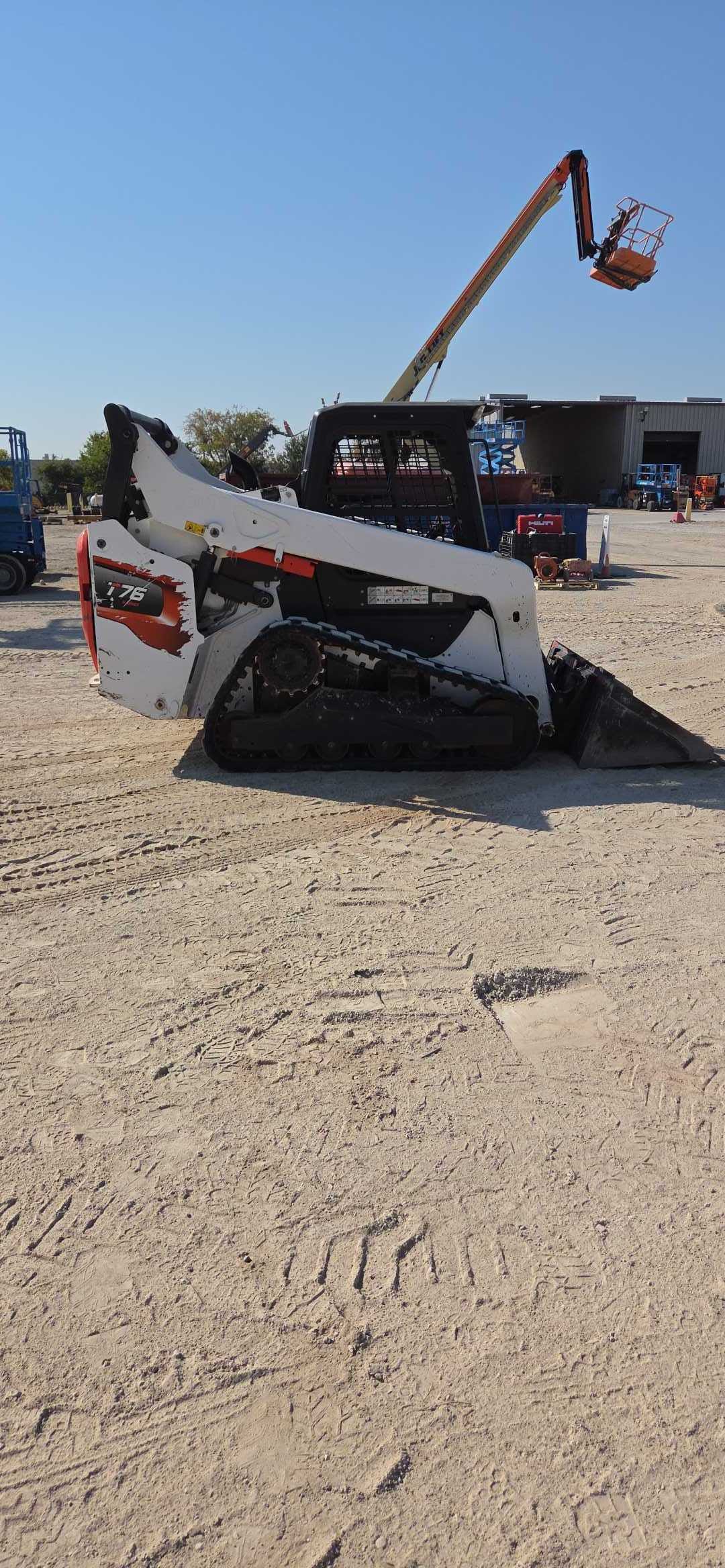 2021 BOBCAT T76