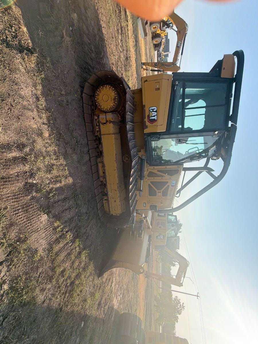 2023 CAT D3 CAB LGP