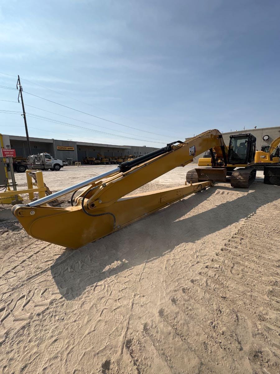 2022 Cat 326-07LRX