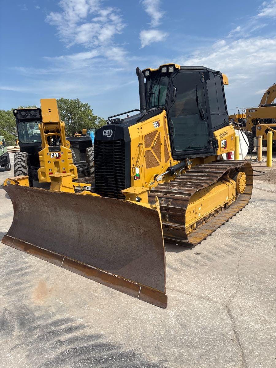2021 Cat D3-12LGX