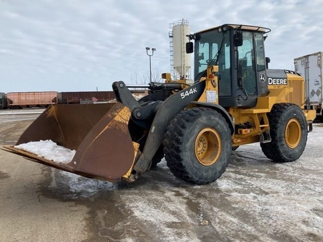 2012 DEERE 												544K