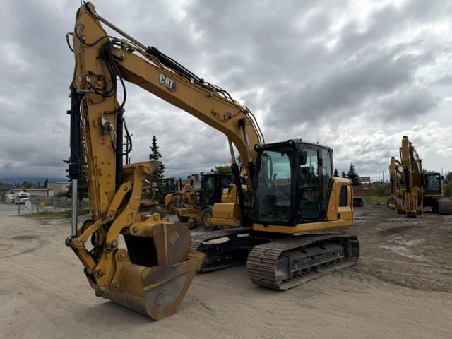 2022 Cat 313