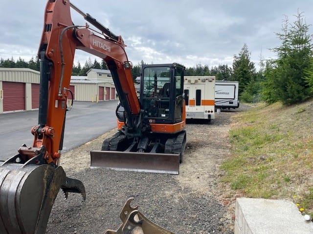 2022 Hitachi ZX60USB-5N