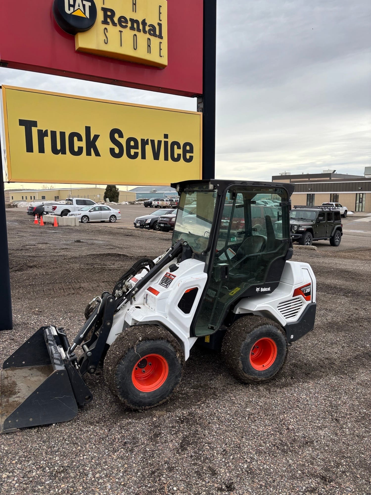 2023 Bobcat L28