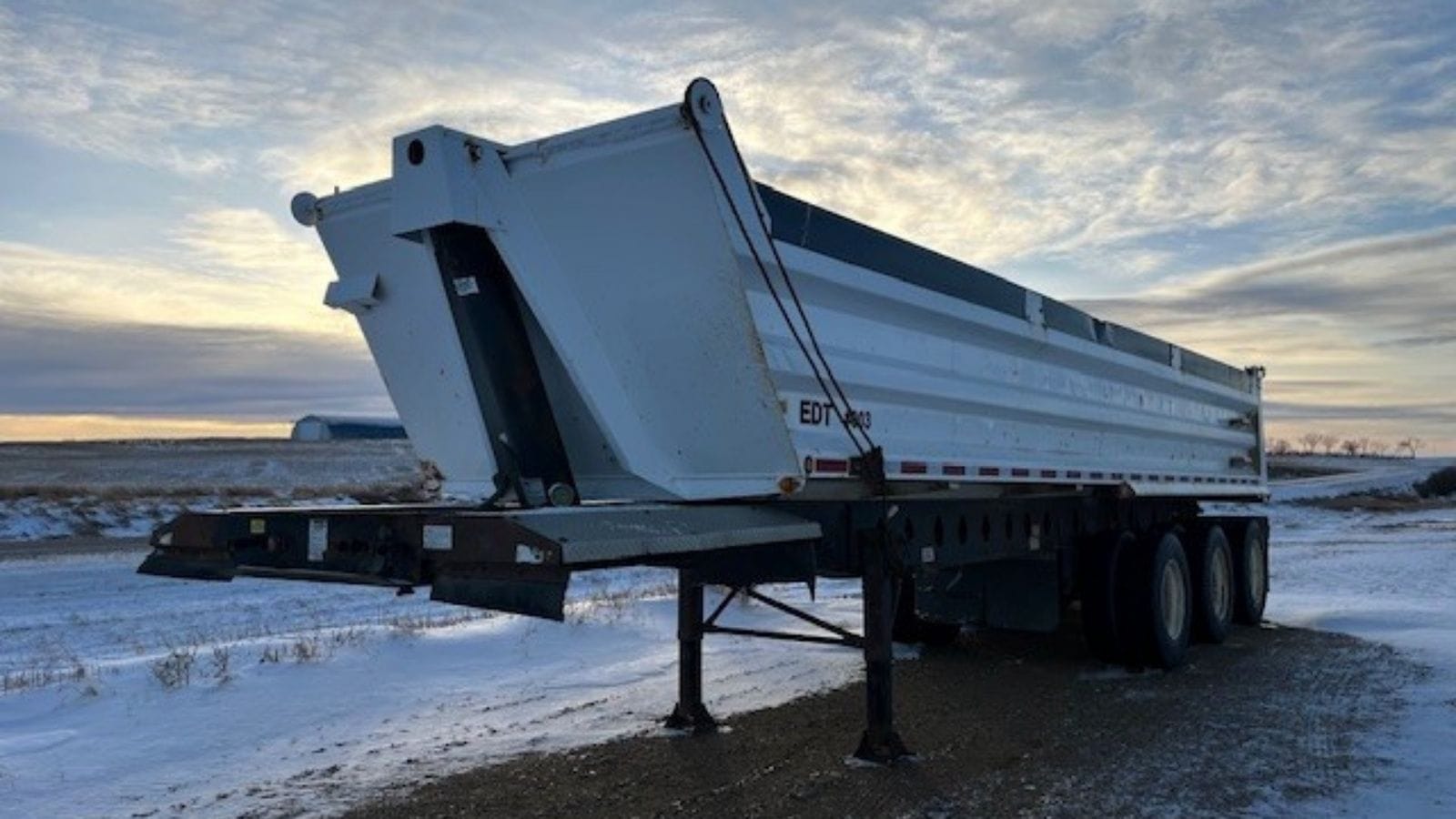 2007 Cross Country Tri-axle End Dump