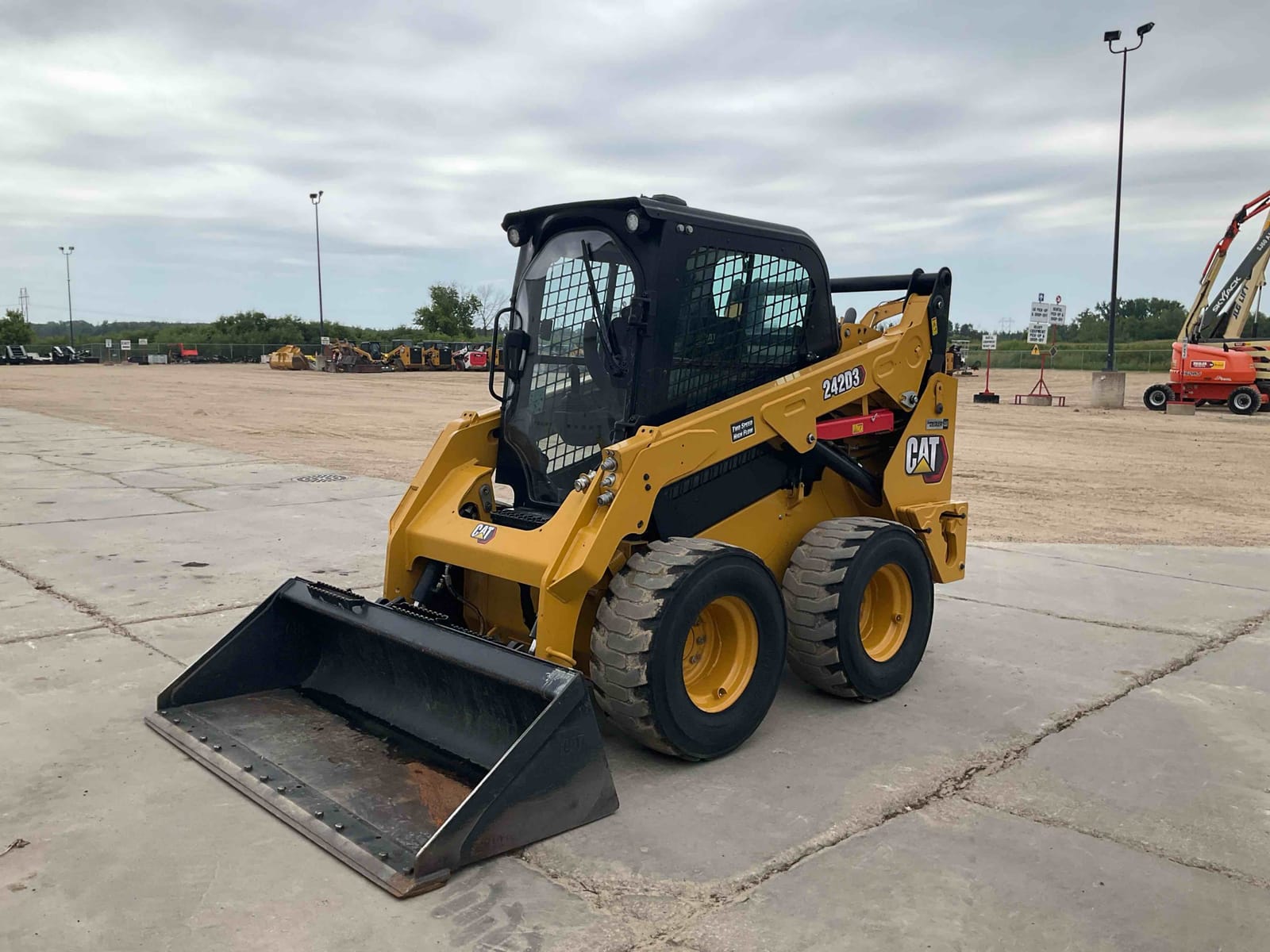 2024 CAT 242D3