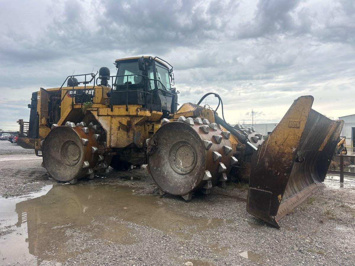 2018 Cat 836K