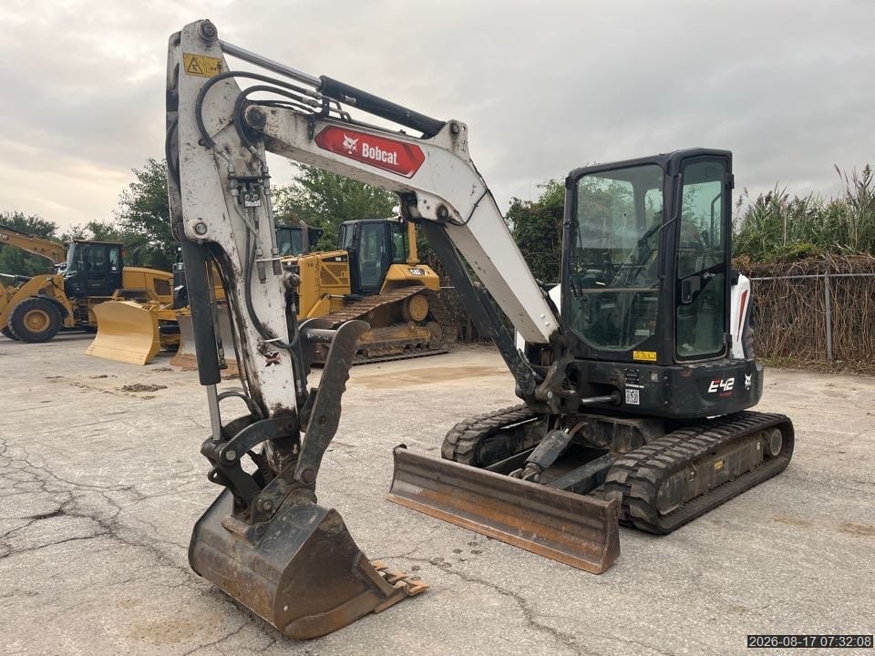 2023 BOBCAT E42