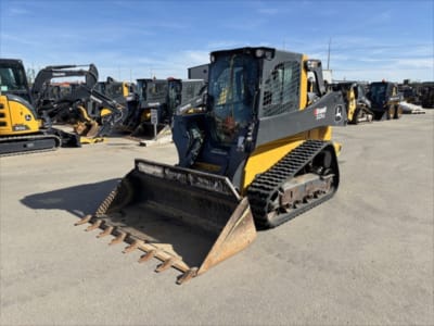 2025 John Deere 325G