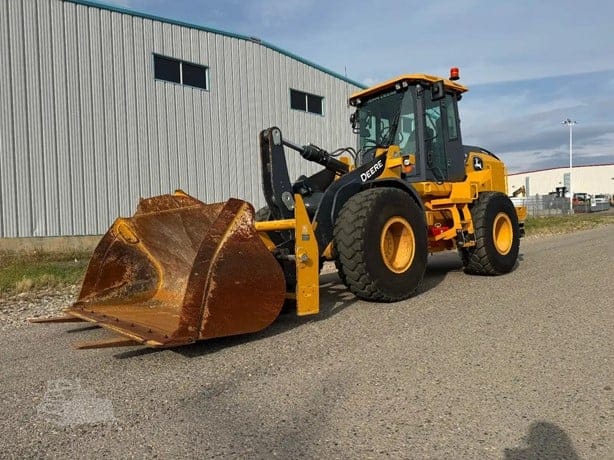 2023 DEERE 544 P-TIER