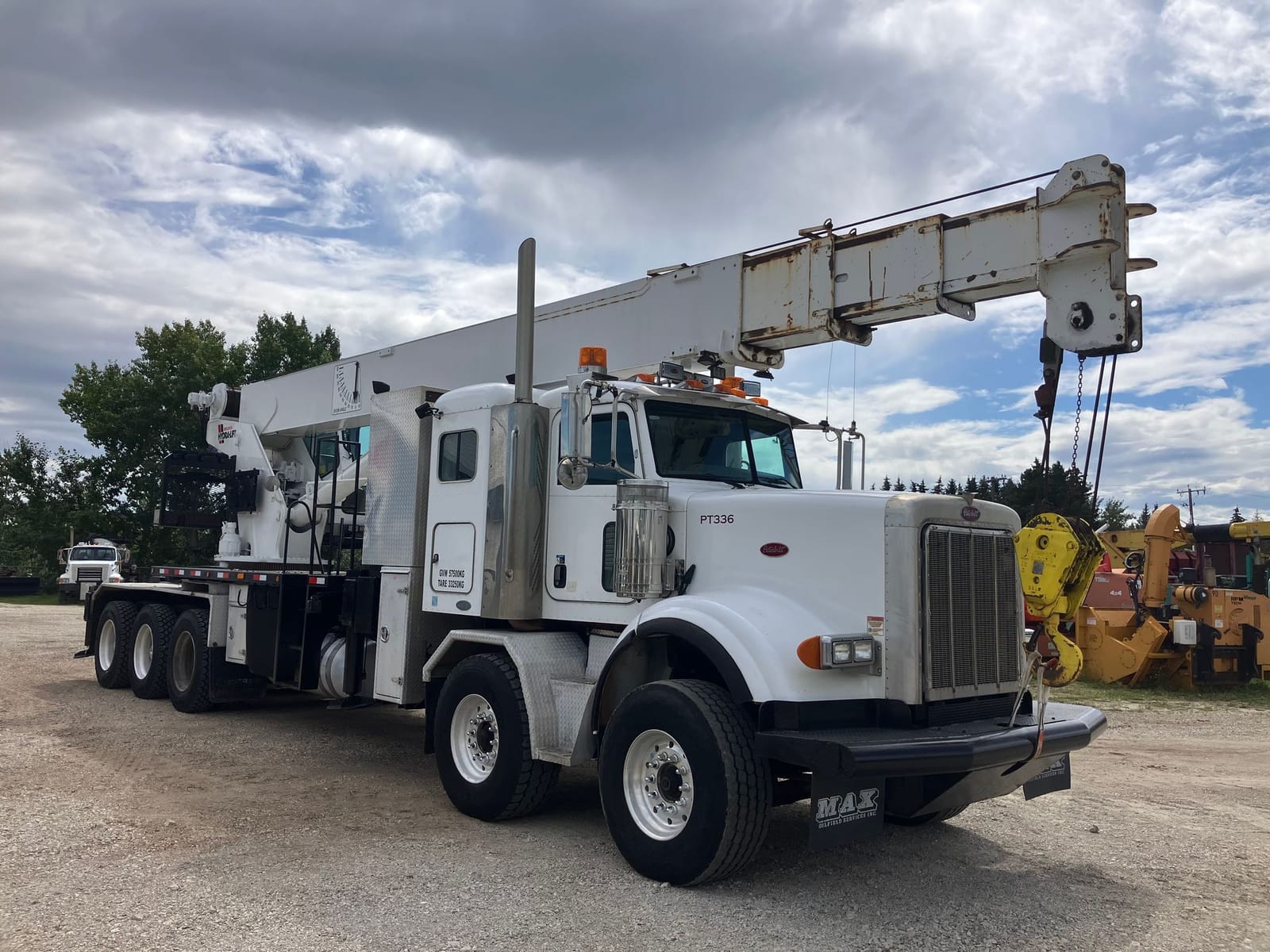 2007 Peterbilt 357 T/A Tri Drive 40 Ton Boom Truck
