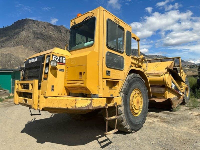 2007 CAT 621G