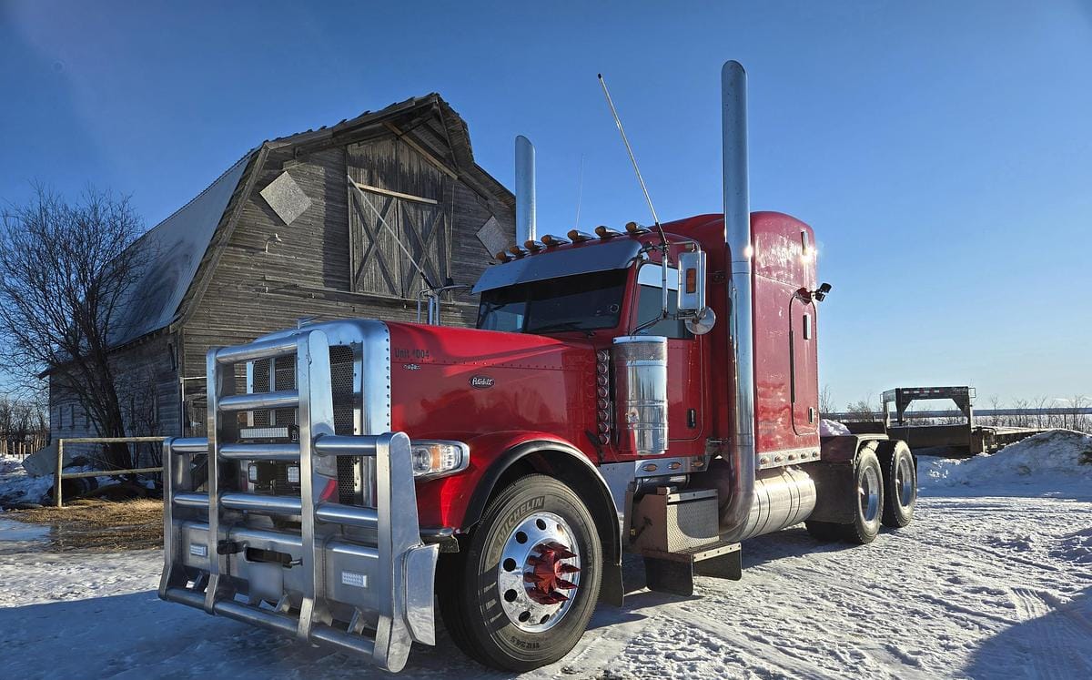 2008 Peterbilt 389 Wet Kit Truck Tractor