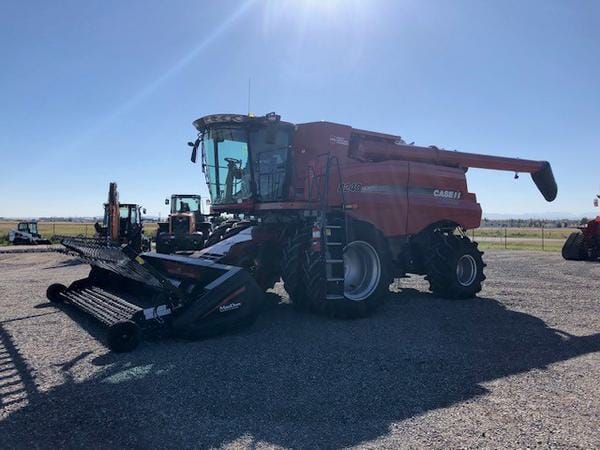2017 Case IH 8240