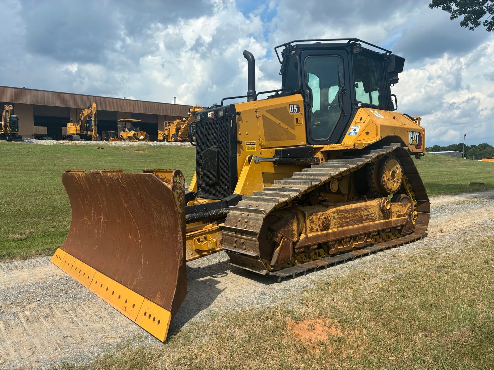 2022 Cat D5VP