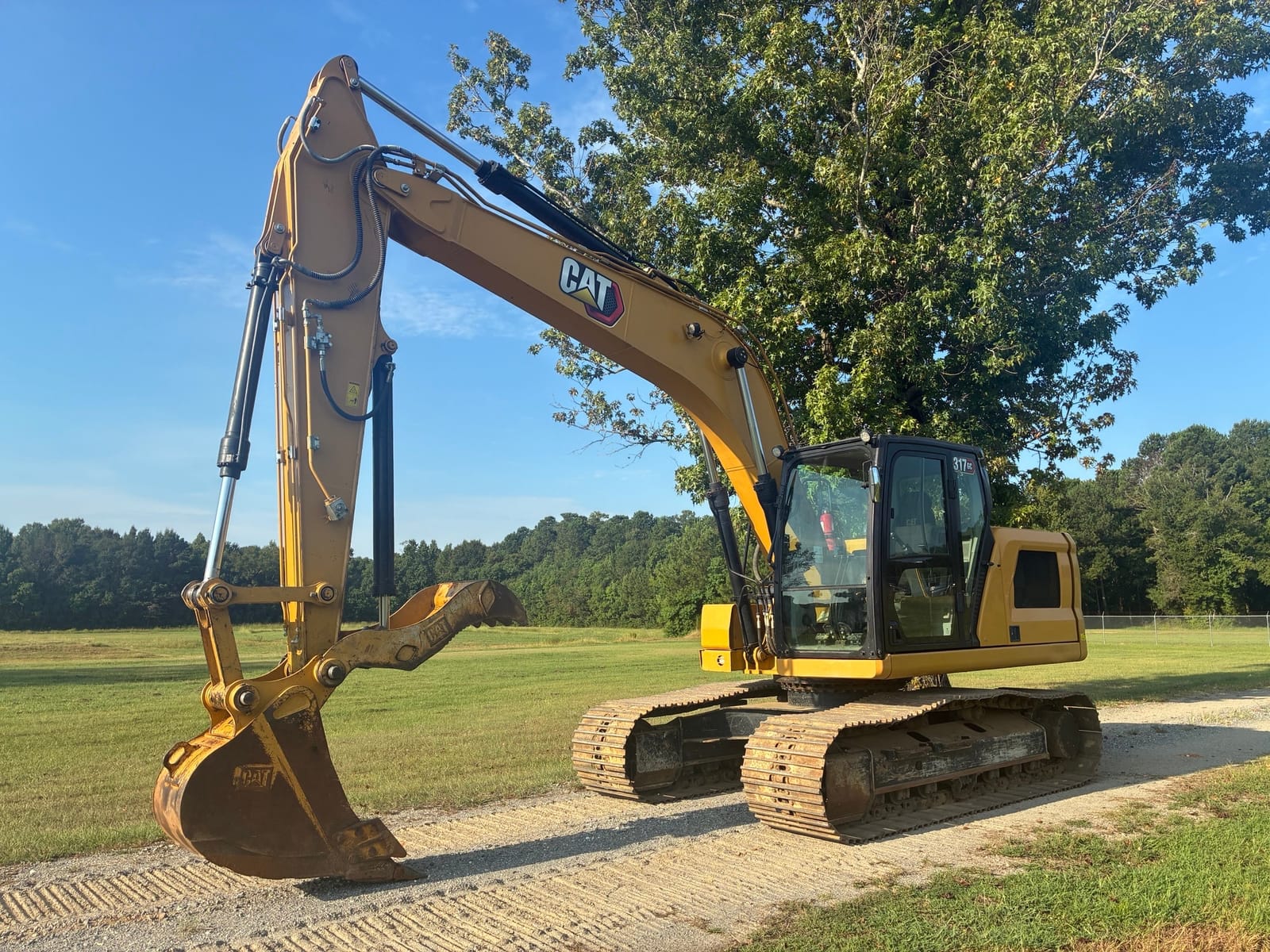 2022 Cat 317 GC