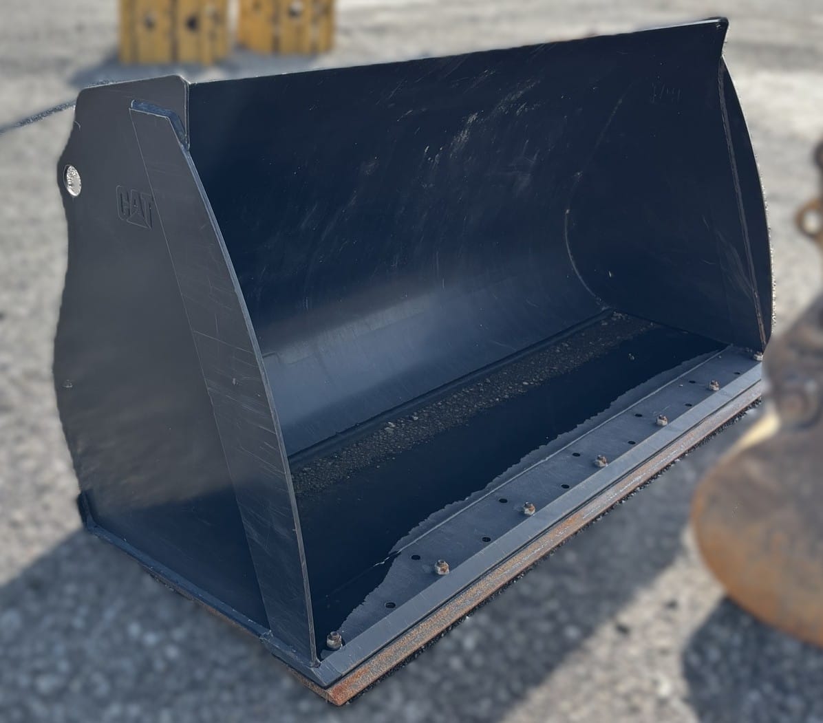 2022 CAT 906 74" GP BUCKET 1.2YD3 BOCE
