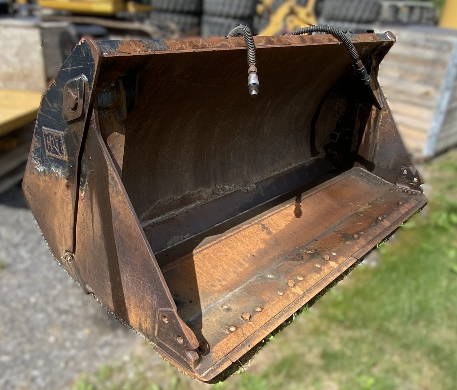 2015 CAT 924K/930K 2.50 CYD MP BUCKET, FUSION