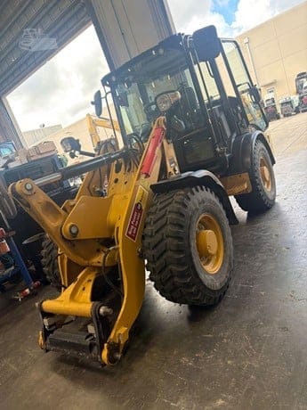2023 CATERPILLAR 906