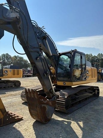 2023 DEERE 210 P-TIER
