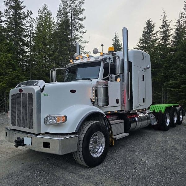 2020 Peterbilt 367 Tri Drive
