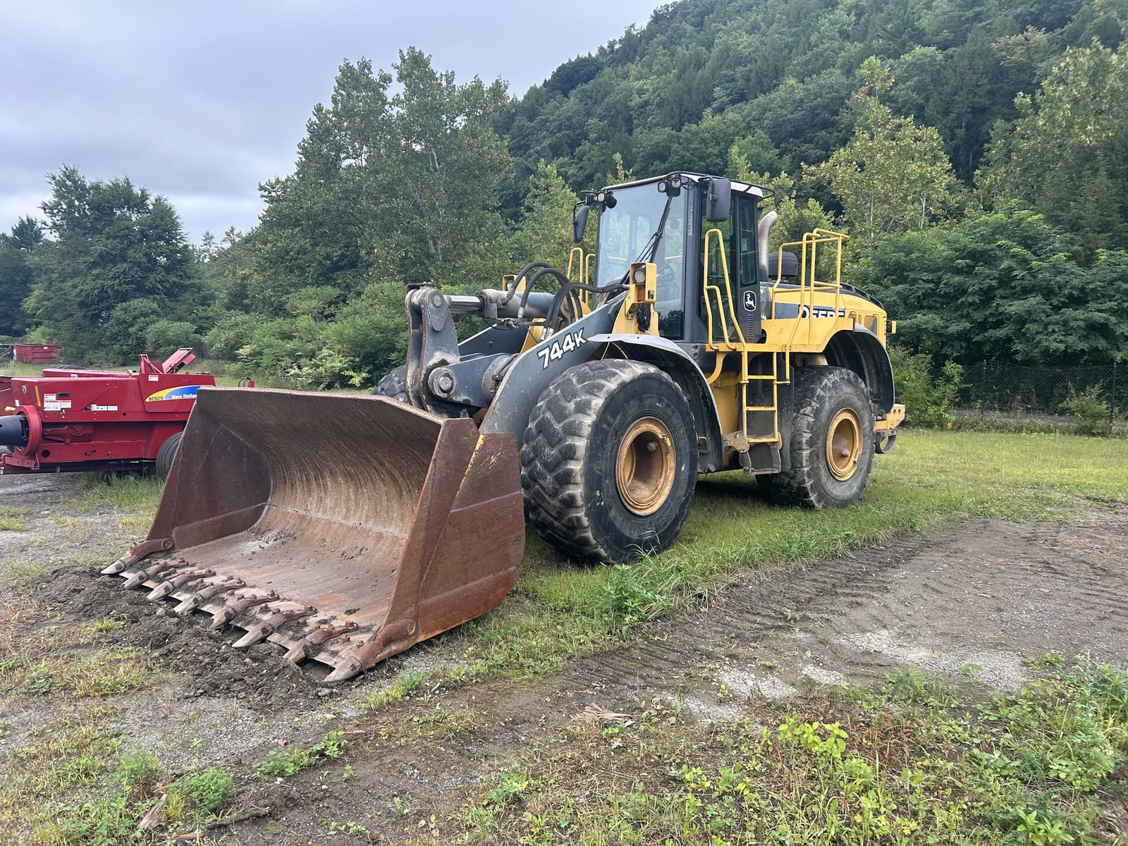 2007 John Deere 744K