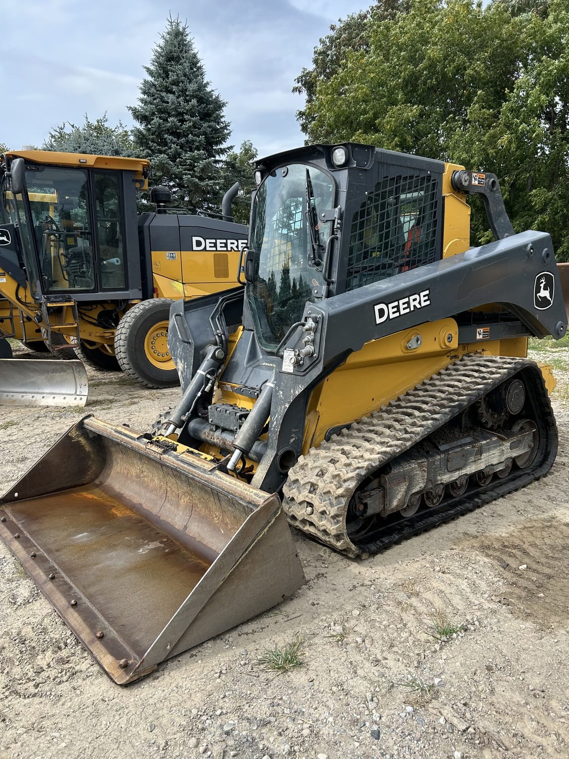 2023 John Deere 331G