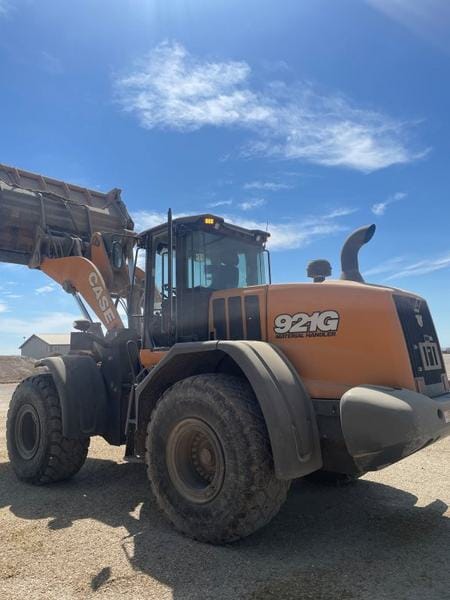 2025 Case Construction 921G