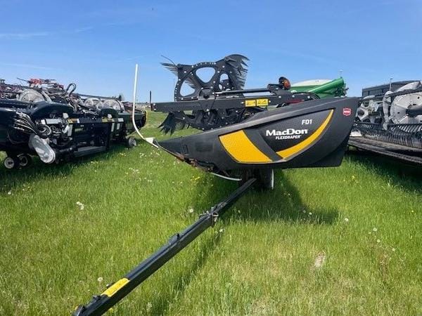 2019 MacDon FD140