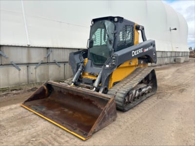 2018 John Deere 333G