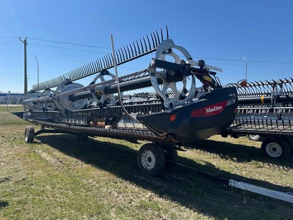 2023 MacDon FD230