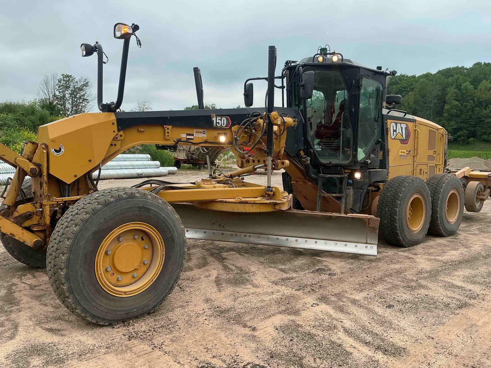 2021 Cat 150 AWDZ2