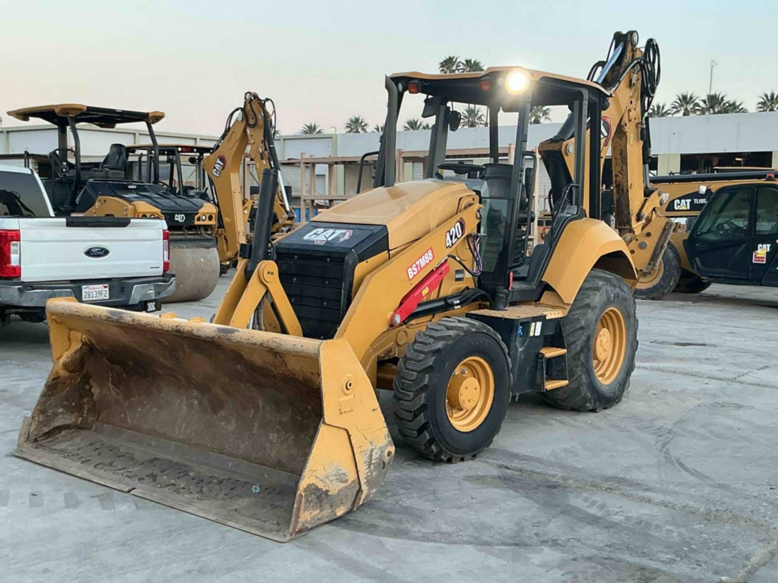 2022 Cat 420