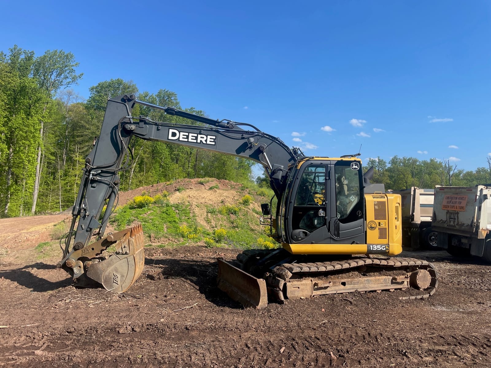 2016 John Deere 135G Excavator