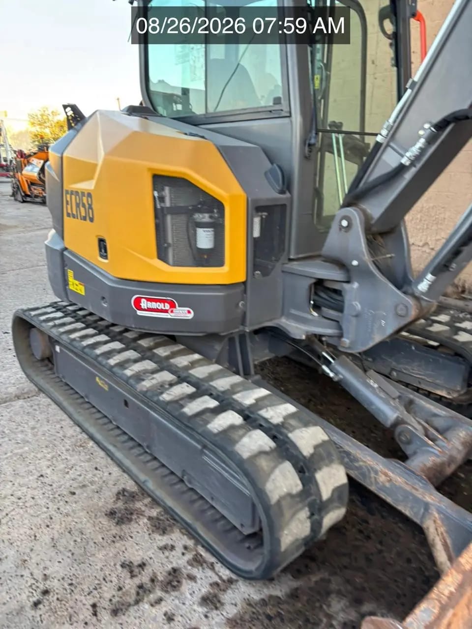 2023 VOLVO ECR58F