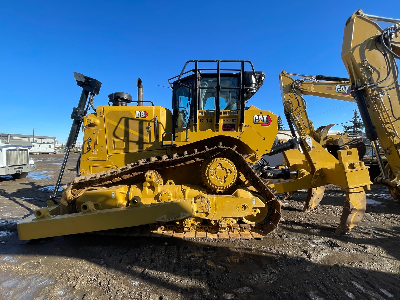 D8-22 - EJS00395
