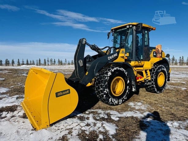 2023 DEERE 544 P-TIER