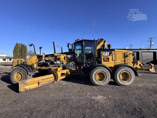 2019 CATERPILLAR 160M3 AWD