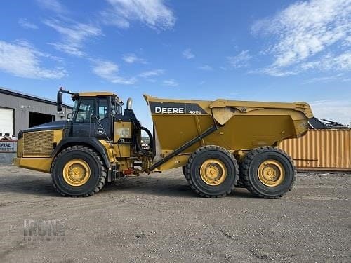 2019 DEERE 460E